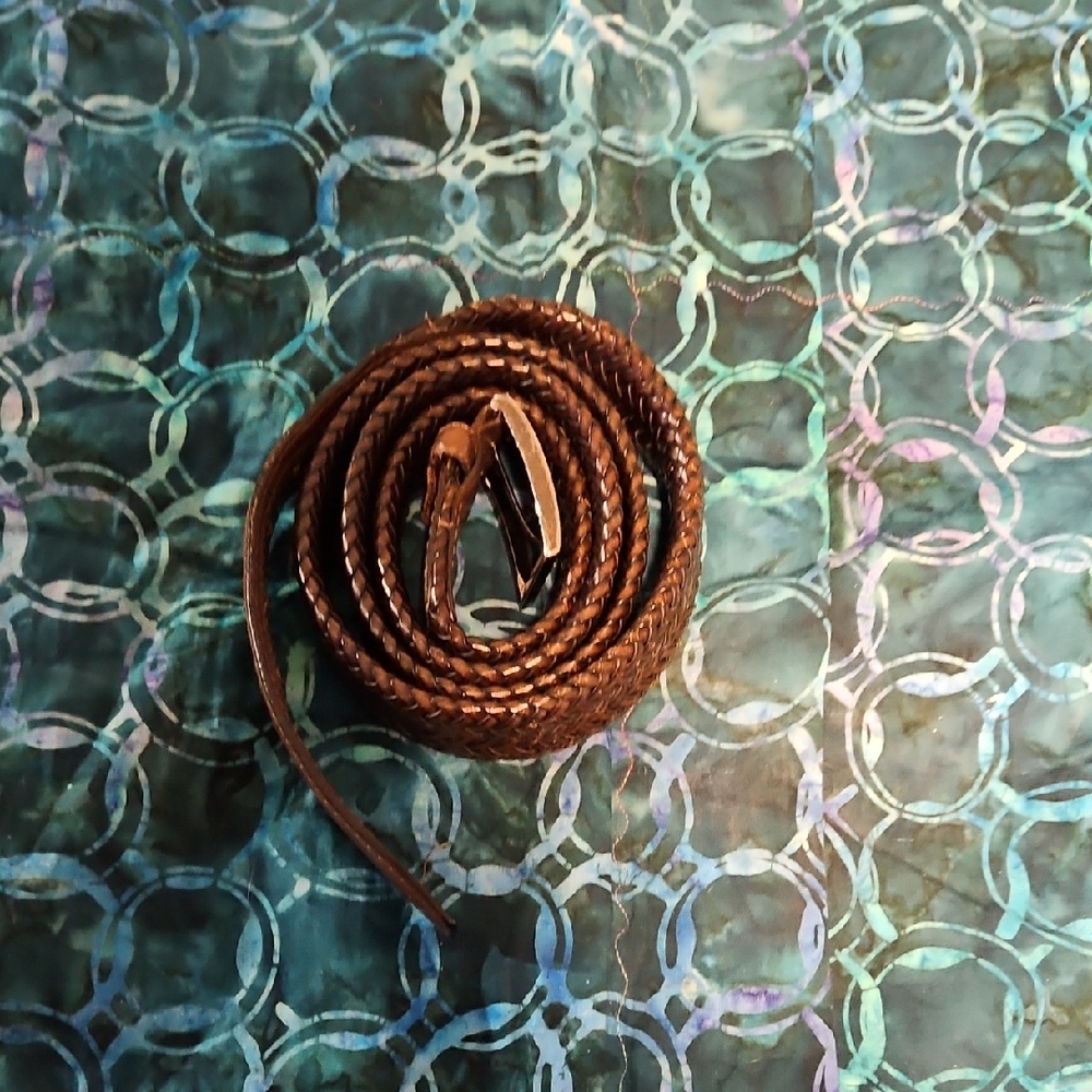 Elegant Woven Leather Belt for Men Size 50/52